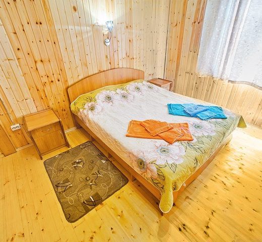 Сосновая роща / Номера / Коттедж 2-местный 2-комнатный Повышенной комфортности
