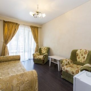 Ривьера / Номера / Люкс 2-местный 2-комнатный